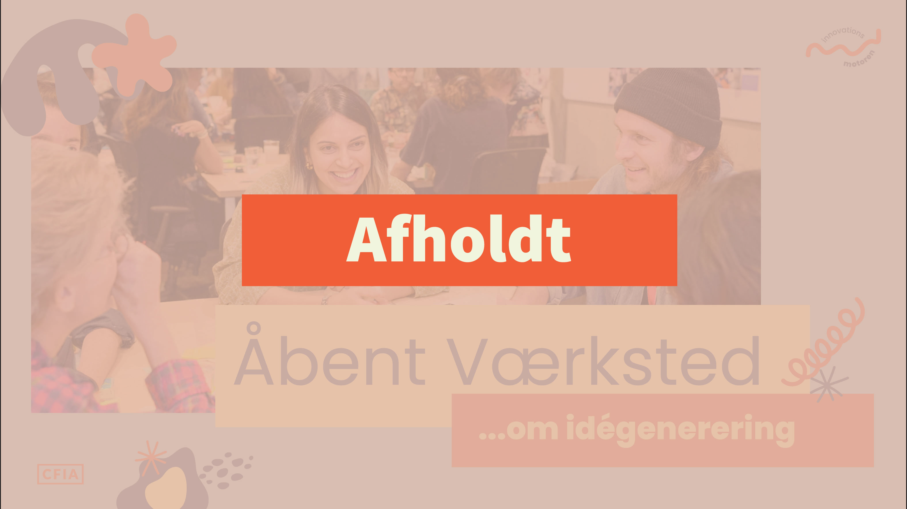 Åbent værksted om idegenerering. En person femlægger for to andre.